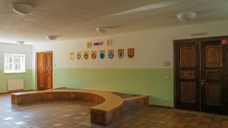 Eingang zur Aula